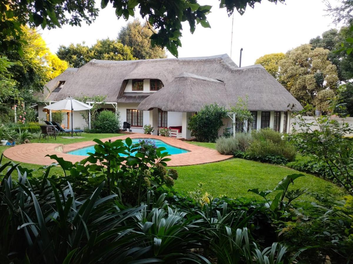Libra Lodge Sandton Exteriér fotografie
